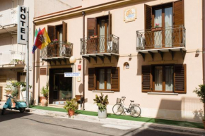 Гостиница Hotel Villa Mare  Альтавилла Миличиа